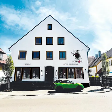 Neros Hotel *
